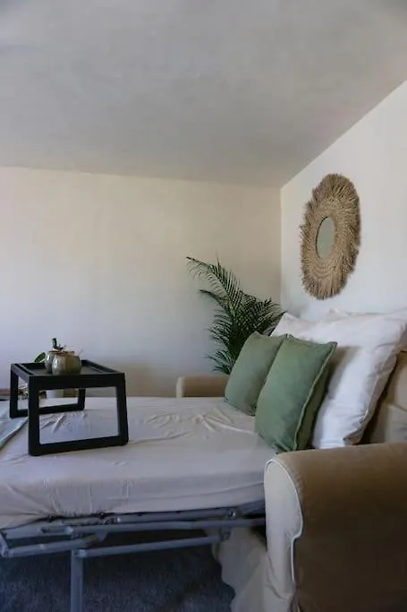 Appartement Rdc En Bas De Villa Avec Chambre Le Val 0*,  フランス