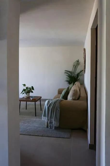 Appartement Rdc En Bas De Villa Avec Chambre Le Val アパート