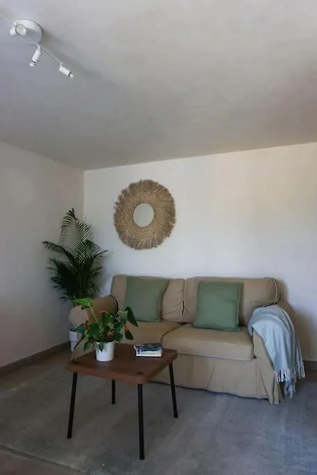 Appartement Rdc En Bas De Villa Avec Chambre Le Val